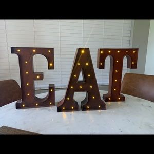 Rustic / farmhouse kitchen dining decor EAT sign